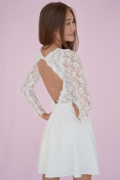 Konfirmationskjoler - Molly med smuk åben ryg